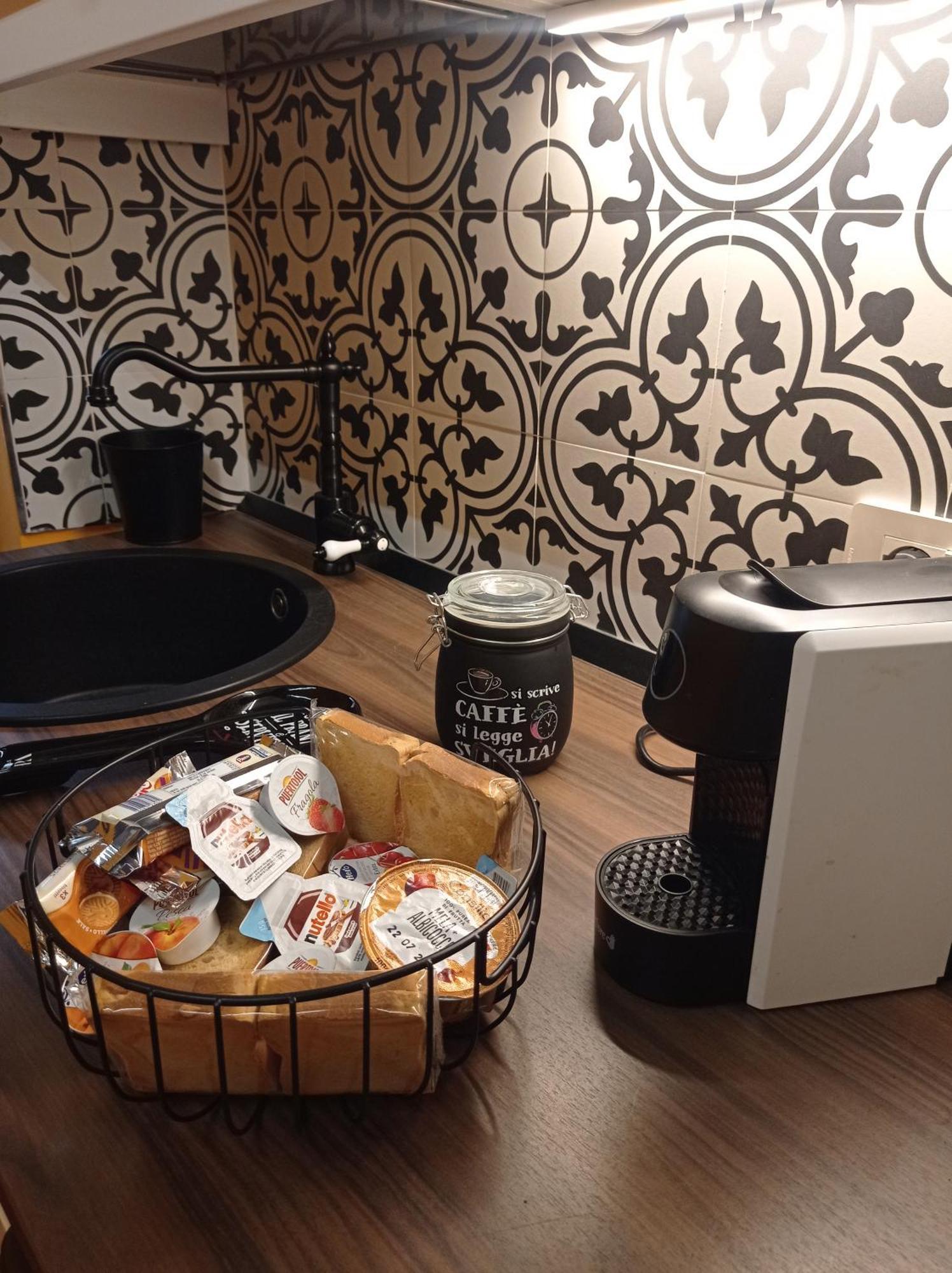 Residenza Del Sepale Apartment Viterbo Bagian luar foto